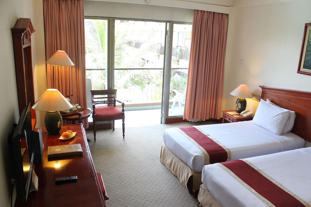 The Jayakarta Suites Bandung 4*