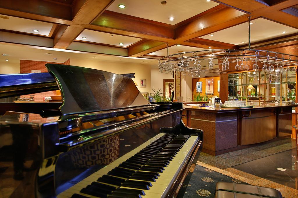 The Jayakarta Suites Bandung Hotel 4*